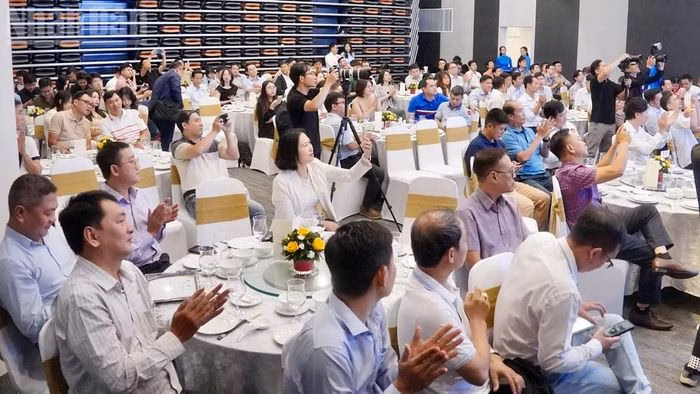 Chiến lược kết nối công nghệ y tế hướng tới lợi ích thực thiết cho người dân.